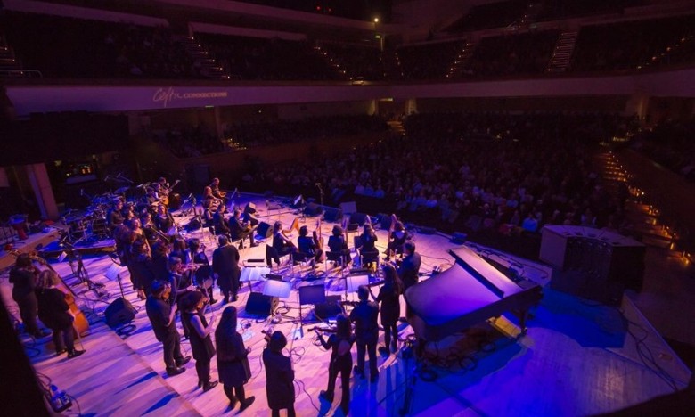A Orquestra Folk SonDeSeu en cocerto. 8/OUT Narón. 9/OUT Lugo.