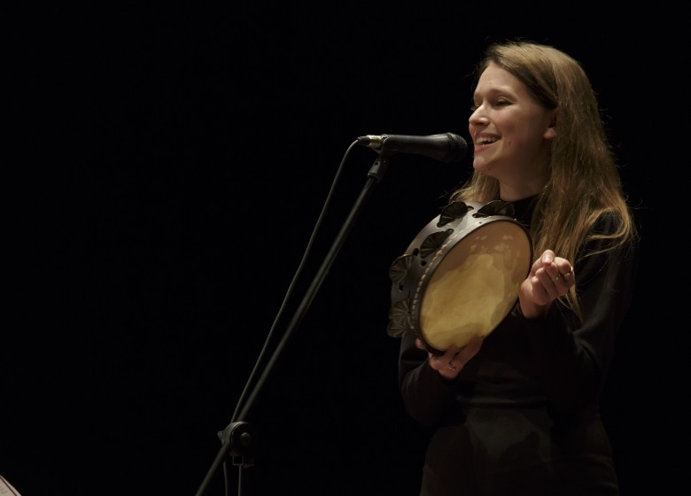 Carme López, a mestra de canto da ETRAD, Premio Martín Códax 2024 na categoría de Música Contemporánea.