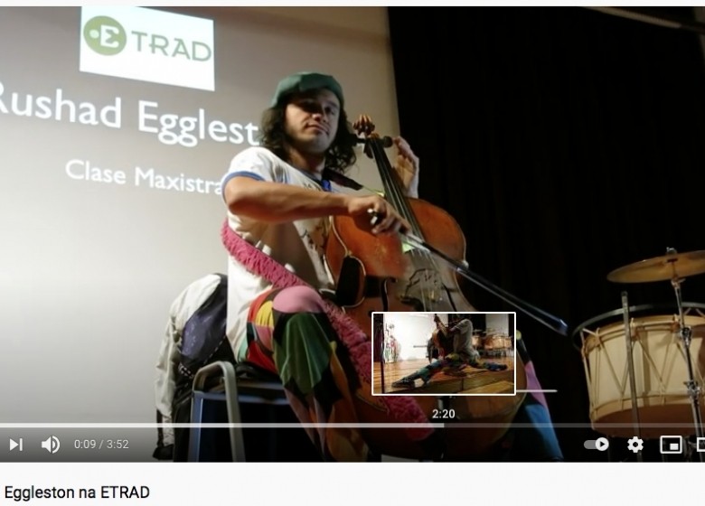 HEMEROTECA ETRAD. Lembrando o paso de Rushad Eggleston pola escola.